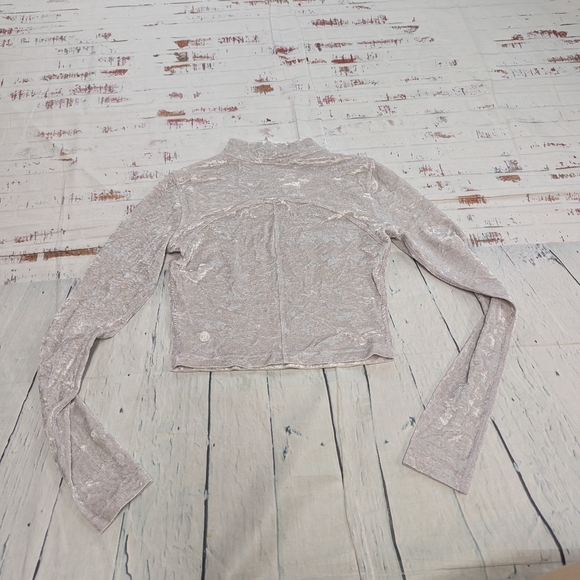 lululemon athletica Cream Long Sleeve Crop Top with Mock Neck and Sequin - Picture 5 of 6